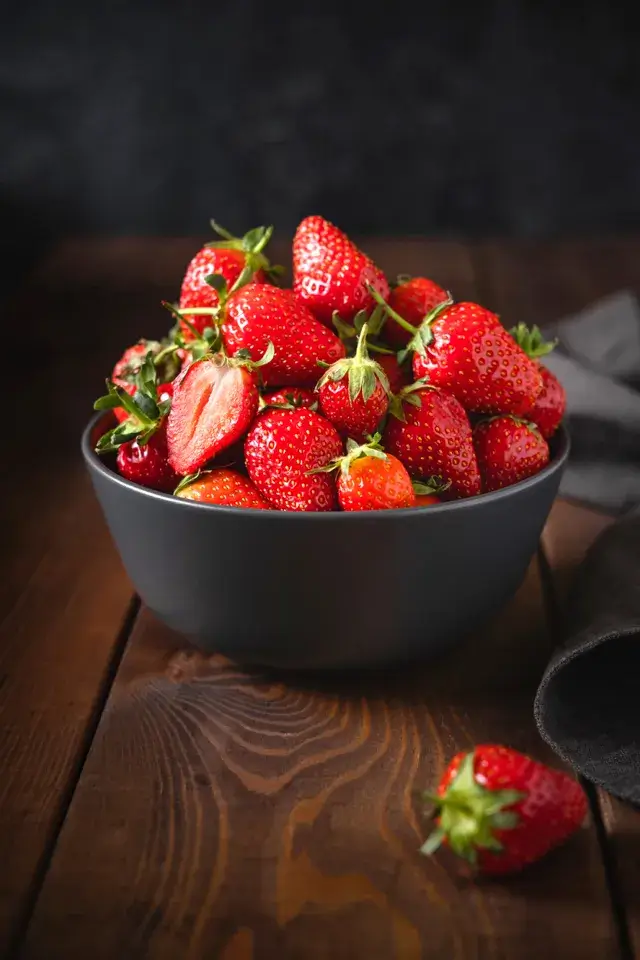Images of 17 Healthy Foods High in Antioxidants